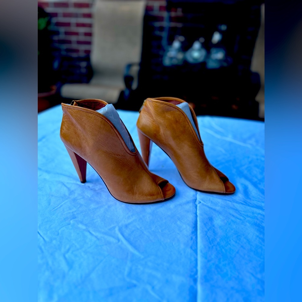 Vince Camuto Heeeled Leather Booties with Peep Toe